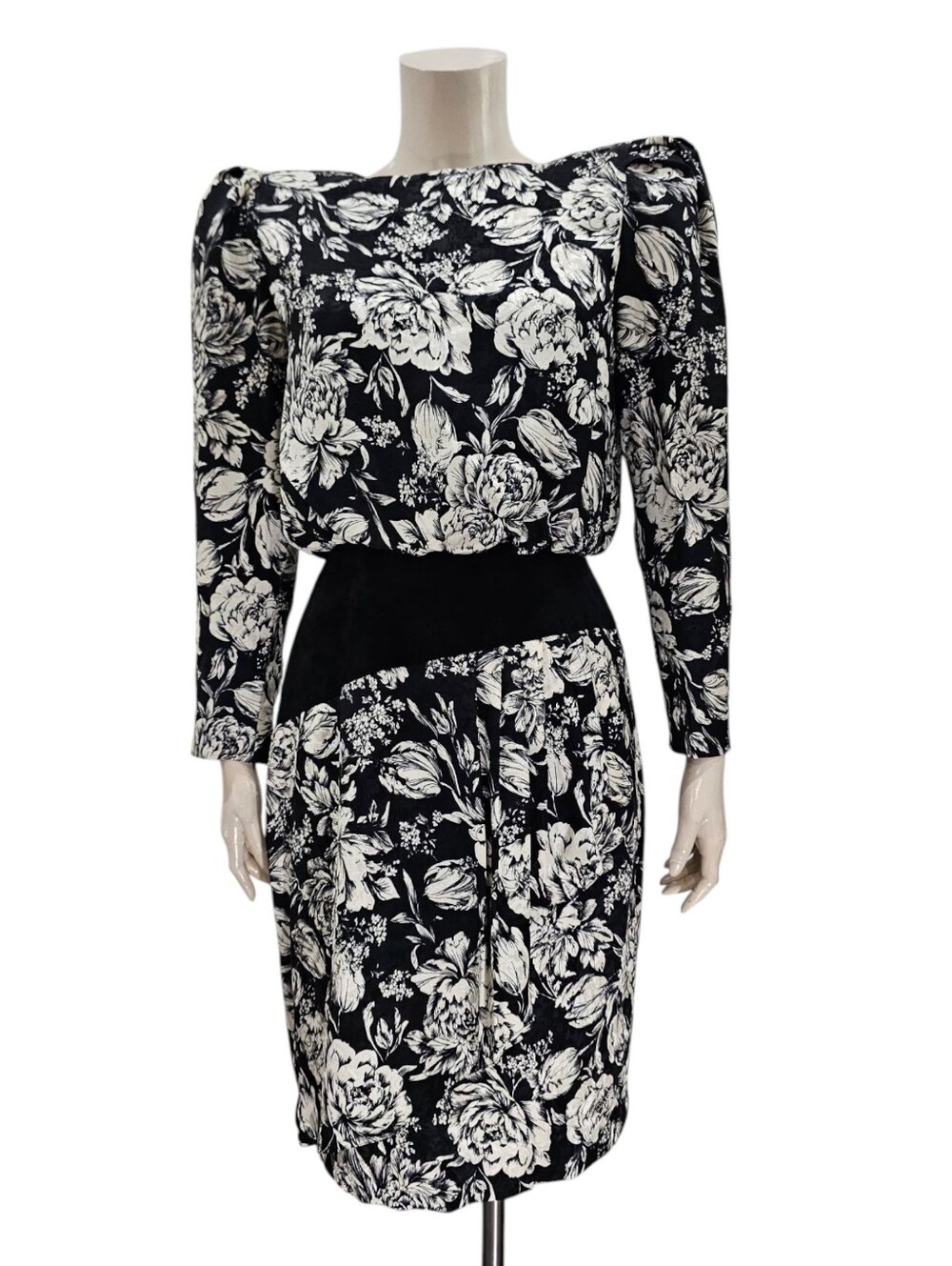 Vtg 80s ST. GILLIAN Silk Black Floral Faux Wrap Suede Waist Dress 8P